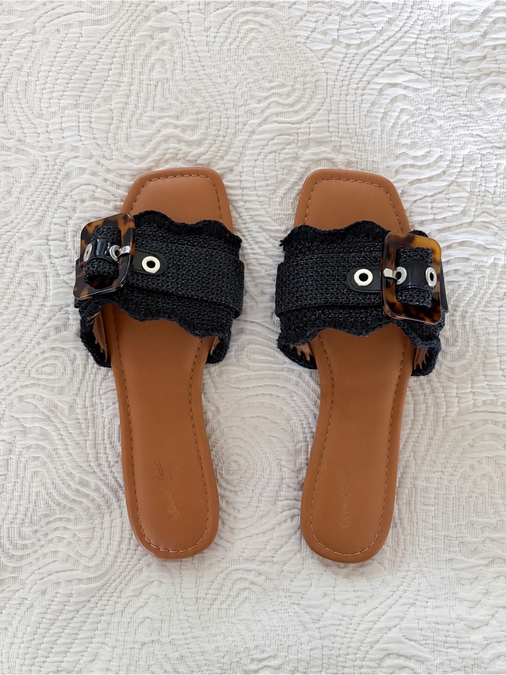 Universal Thread Women’s Sandal